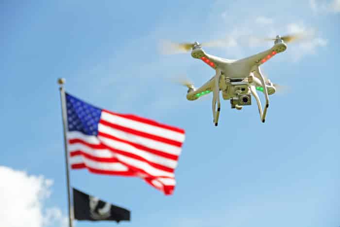 В США дроны теперь могут летать в ночные часы и над людьми
